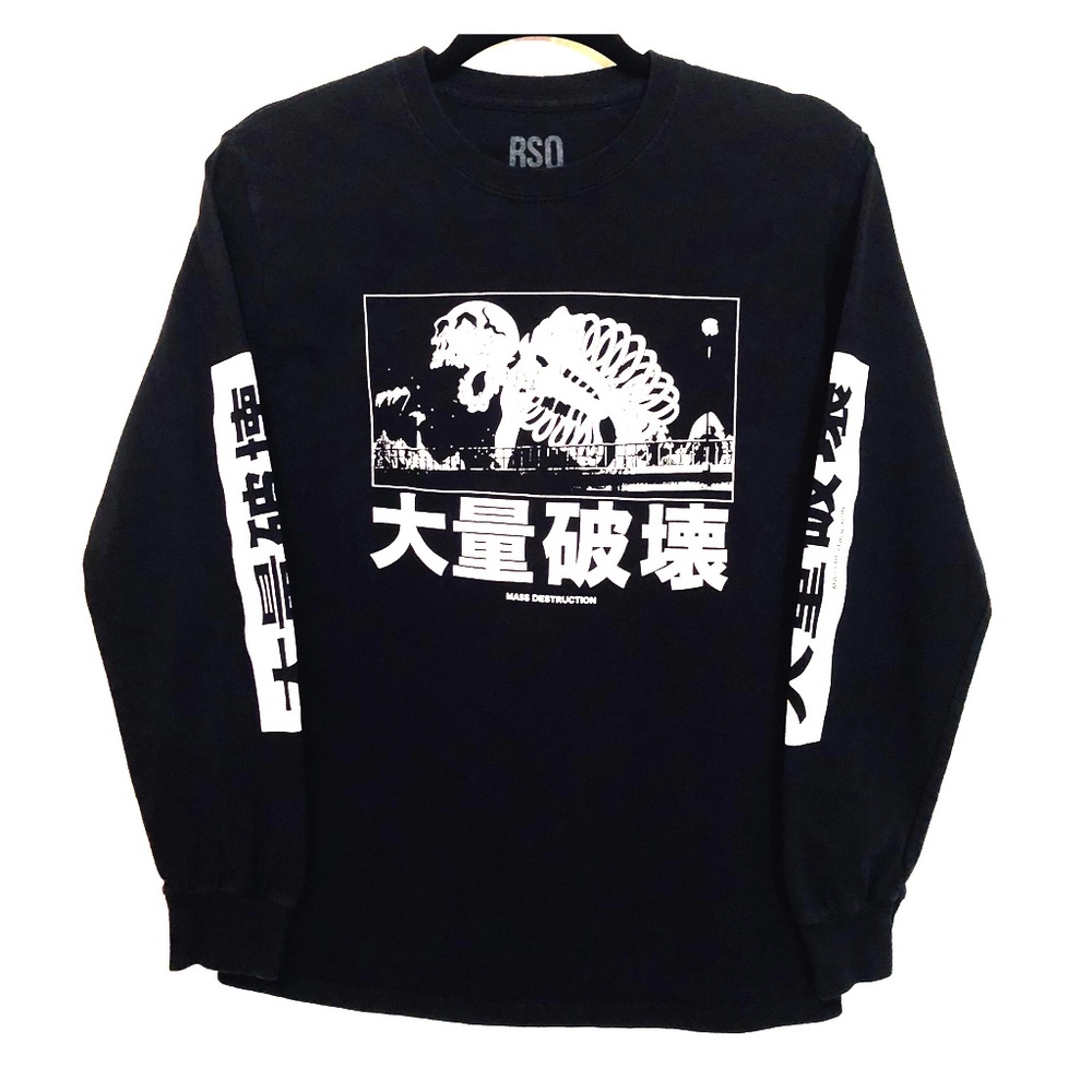 RSQ Mass Destruction tee.